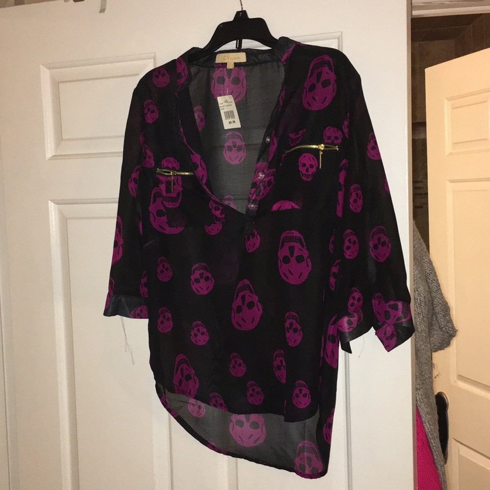 skull shirt